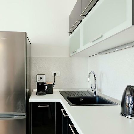New Luxury Apartment Nives On Seaside スプリト エクステリア 写真
