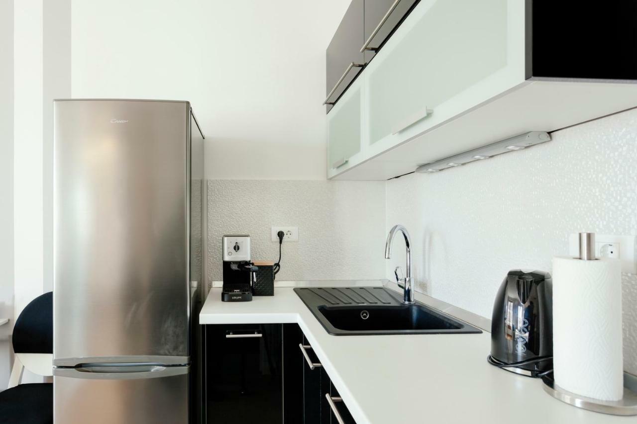 New Luxury Apartment Nives On Seaside スプリト エクステリア 写真