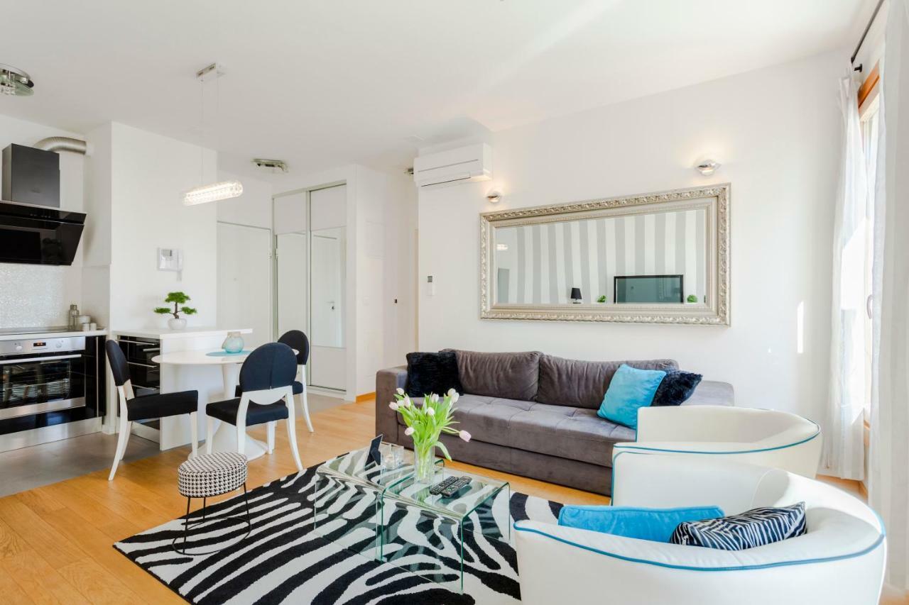 New Luxury Apartment Nives On Seaside スプリト エクステリア 写真