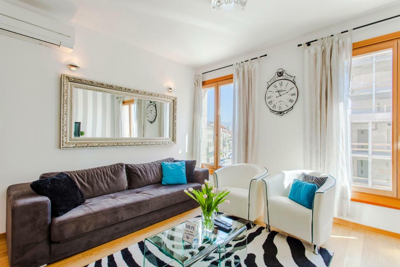 New Luxury Apartment Nives On Seaside スプリト エクステリア 写真