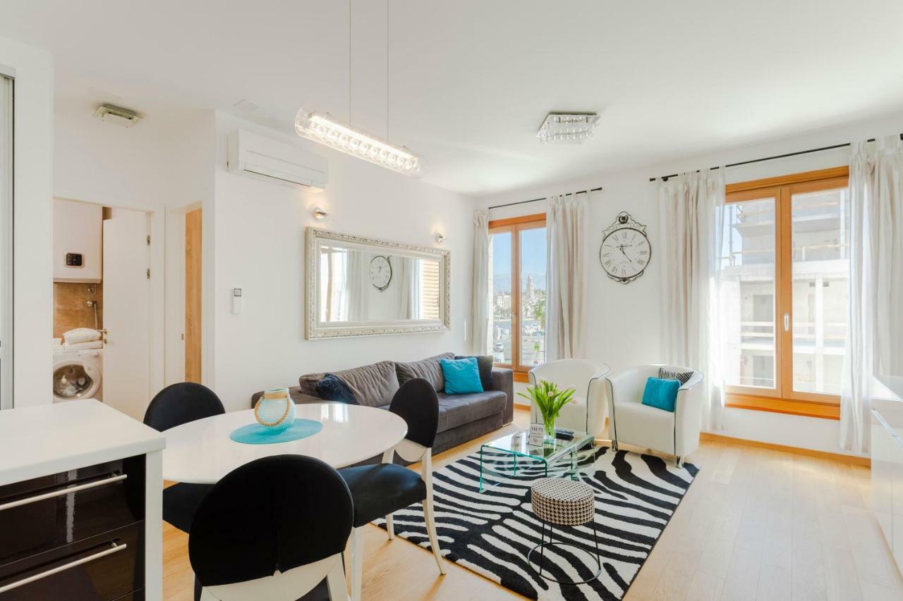 New Luxury Apartment Nives On Seaside スプリト エクステリア 写真